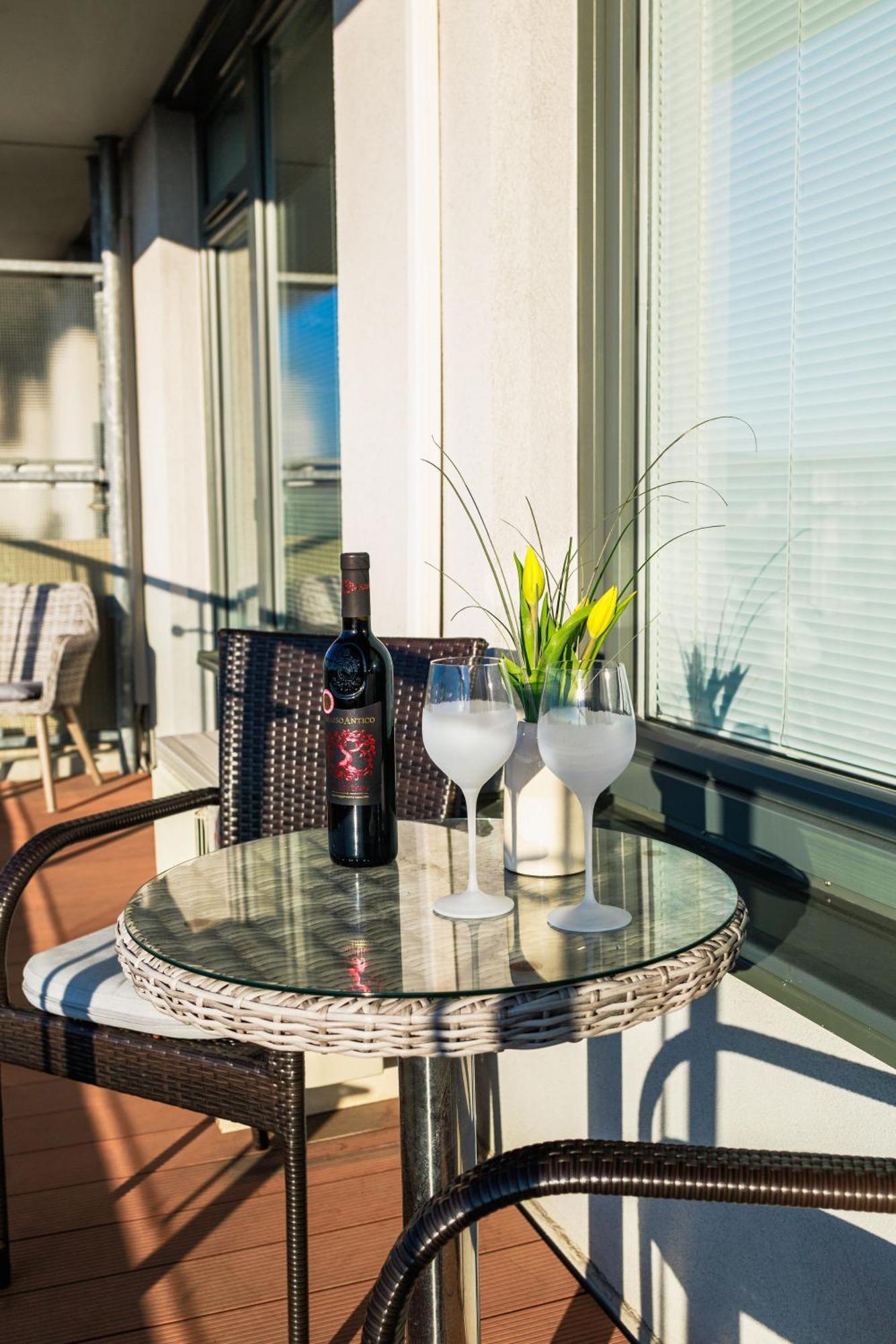 Sunny Apartment With Amazing Terrace On The 13Th Floor Near City Center Bratislava Esterno foto